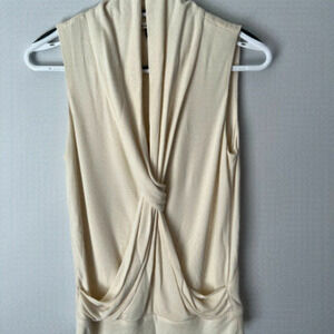 Nwot Diane von Furstenberg, Size 4, Cream sleeveless top,
